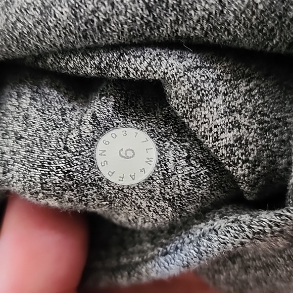 Lululemon Scuba Hoodie *Light Cotton Fleece In Heathered Speckle Black - Picture 7 of 7